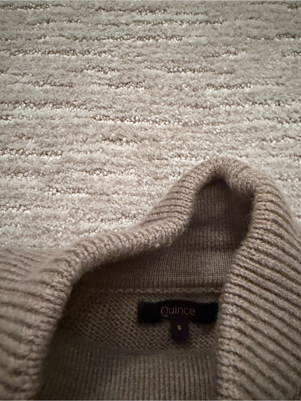 Quince Taupe merino wool cropped Turtleneck Sweater S - Picture 6 of 7